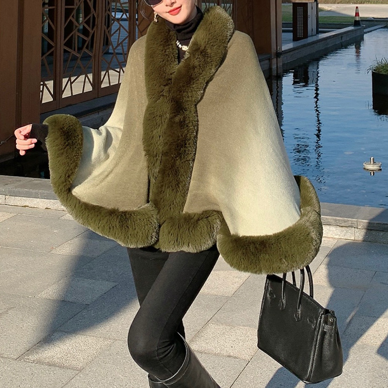 Cardigan cu guler din blană de iepure Rex, tricot în gradient, amestec acrilic-Rex, decolteu în V, croială lejeră