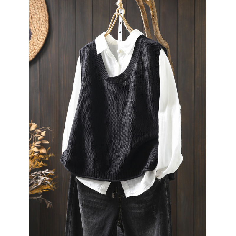 Γιλέκο από ακρυλικό πλεκτό με κουμπί πίσω, halter-neck, άνετη εφαρμογή, γυναικείο