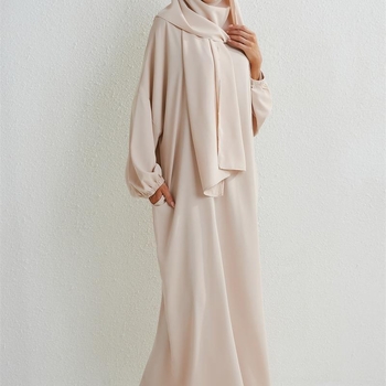 Μακριά σατέν ρόμπα gilbab με κουκούλα και τσέπες, ύφασμα Nida, πολυεστέρας 80–90%, άνοιξη 2024