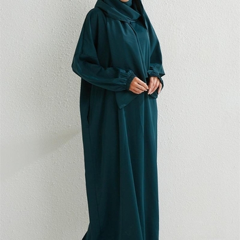 Μακριά σατέν ρόμπα gilbab με κουκούλα και τσέπες, ύφασμα Nida, πολυεστέρας 80–90%, άνοιξη 2024