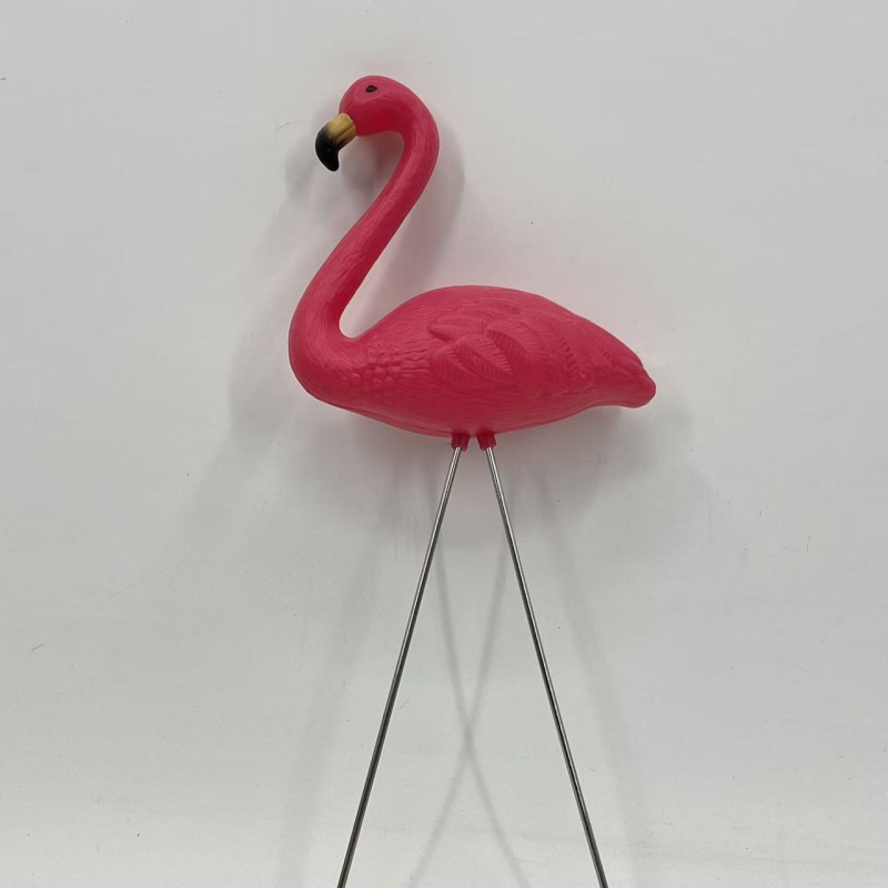 Фламинго градинска декоративна фигура, HDPE материал, инжекционно формована, полу ръчна и полу механична изработка, симулирано животно