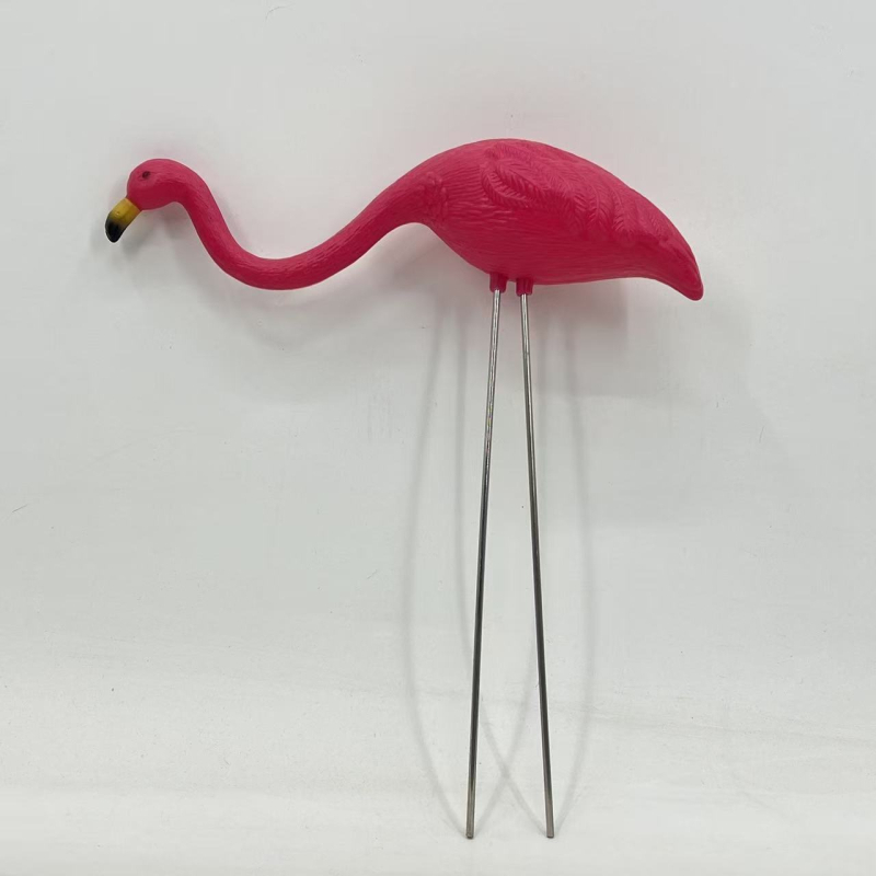 Фламинго градинска декоративна фигура, HDPE материал, инжекционно формована, полу ръчна и полу механична изработка, симулирано животно