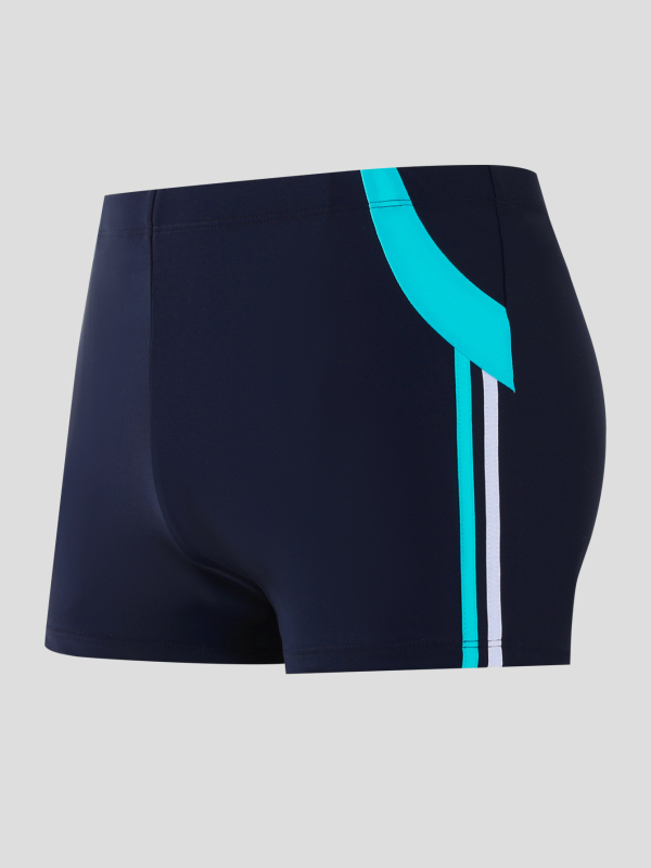 Ανδρικά μαγιό σορτσάκια τύπου briefs, μονόχρωμο σχέδιο, εξωτερικό ύφασμα πολυεστέρας, σύνθεση: 82% νάιλον, επένδυση 18% πολυεστέρας.