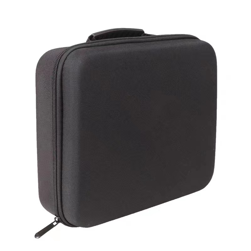 Mini masažni pištolj za fascije s brushless motorom, duboko opuštanje mišića, 4 nastavka, 1800–3200 rpm, 4 postavke, ugrađena baterija >12 h, niska buka 36–45 dB