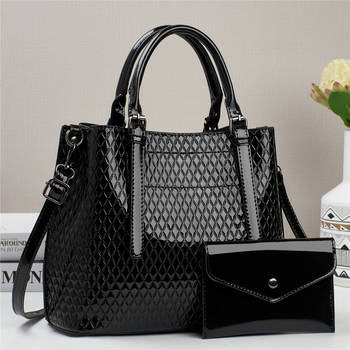 Moteriška PU kibirinio tipo rankinė, užtrauktukas uždarymas, poliesterio pamušalas, vidinės kišenės: užtrauktuko kišenė, telefono kišenė