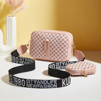 Krepšys per petį, gatvės mados stilius, PU oda, horizontalaus kvadrato formos, užtrauktukas, poliesterio pamušalas