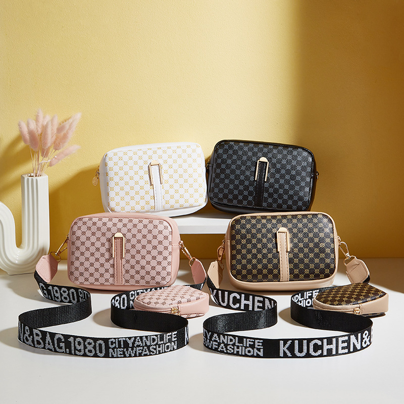 Krepšys per petį, gatvės mados stilius, PU oda, horizontalaus kvadrato formos, užtrauktukas, poliesterio pamušalas