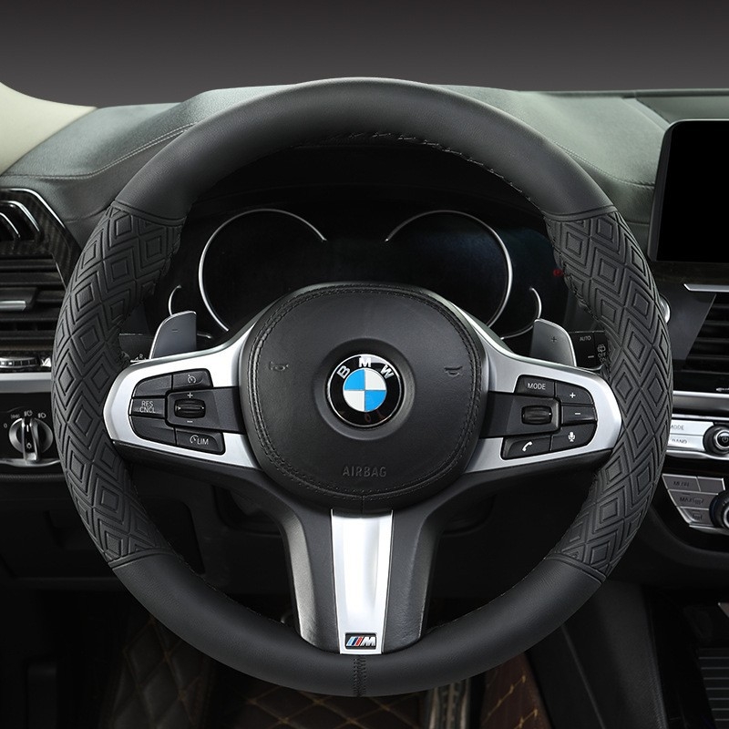 Stūres dangtis: 3D diamantinio rašto oda, rankomis siūtas, universali tinkama, Marthapi paviršius