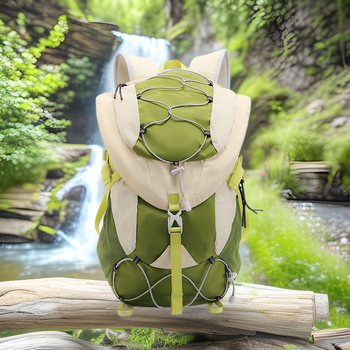 Piedzīvojumu mugursoma pārgājieniem un velobraukšanai – ūdensnecaurlaidīga, viegla, muguras aizsardzība, sausais/mitrs atdalīšana, nakts drošībai atstarotāji