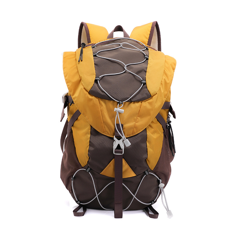 Piedzīvojumu mugursoma pārgājieniem un velobraukšanai – ūdensnecaurlaidīga, viegla, muguras aizsardzība, sausais/mitrs atdalīšana, nakts drošībai atstarotāji