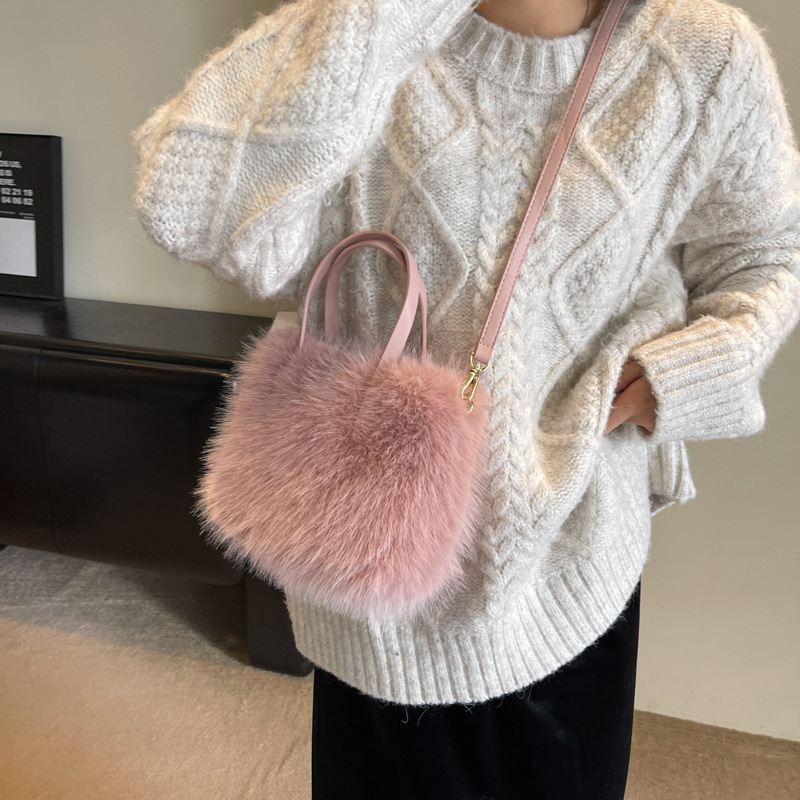 Geantă tote cu blană de vulpe artificială, crossbody, stil urban minimalist, formă orizontală pătrată, fermoar, buzunar intern pentru telefon