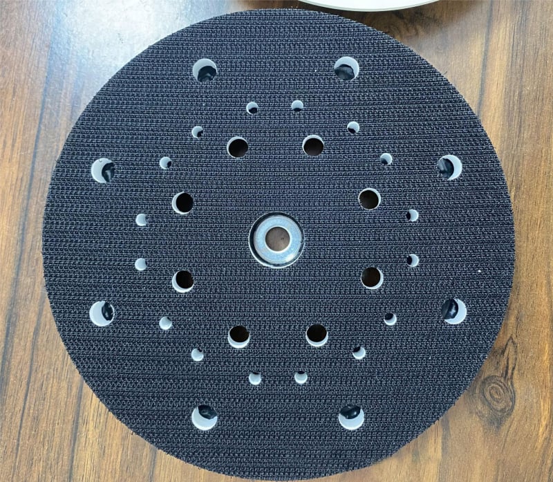 Gaisa slīpēšanas iekārta ar 17 atverēm un vakuuma plāksni, sausā slīpēšana