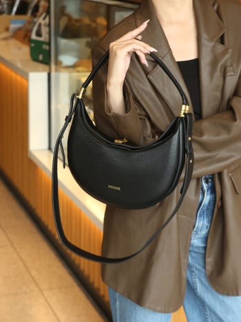 PU anyagú félhold alakú designer kézitáska, mágneszárral, telefontárolóval, utcai divat-stílus