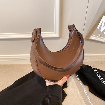 Τσαντάκι με σχήμα φεγγαριού από PU, φερμουάρ, θήκη κινητού, αστικός μινιμαλισμός, Καλοκαίρι 2024