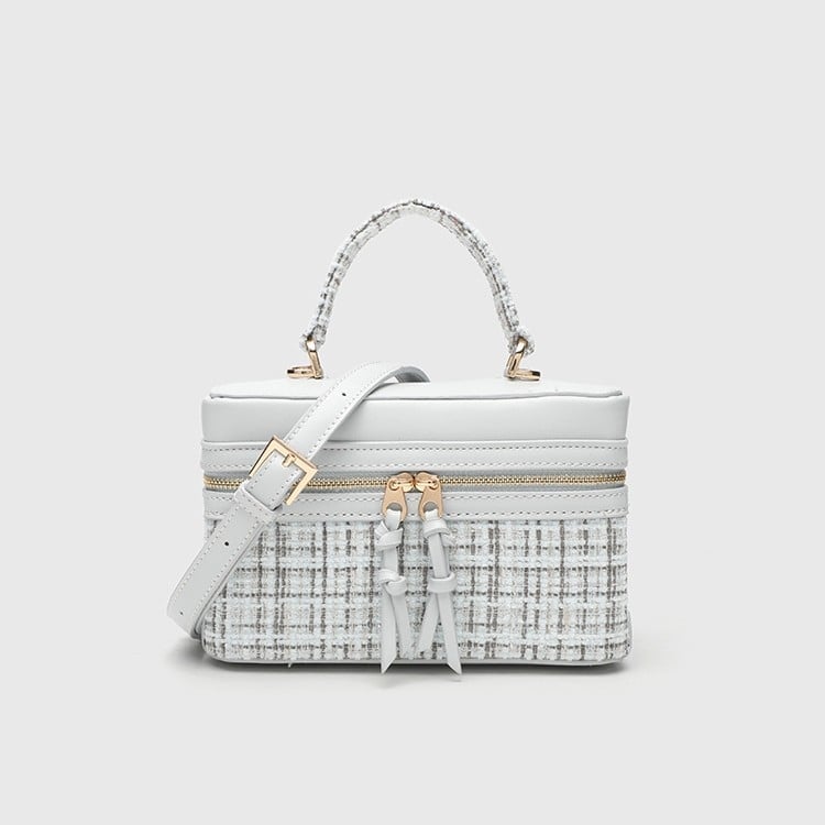 Vilnonė rankinė su dėžutės forma, užtrauktukas, medvilninė įdaila, pavasaris 2025