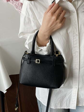 Τσάντα Tote από PU – Αστική Απλότητα, Μαγνητικό Κούμπωμα, PU Επένδυση, Εσωτερικό με Διαμέρισμα Φερμουάρ, Οριζόντιο Τετράγωνο Σχήμα