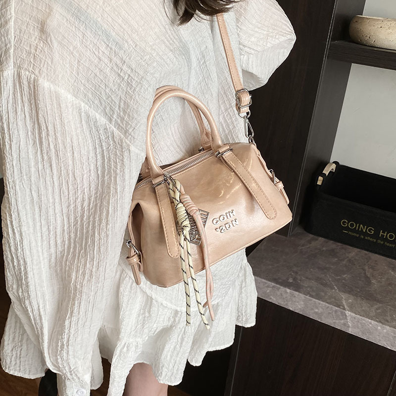 Moterų rankinė per petį Boston stiliaus | miesto paprastumas, PU medžiaga, horizontali kvadrato forma, užtrauktuko atverimas, vidinė kišenė su užtrauktuku