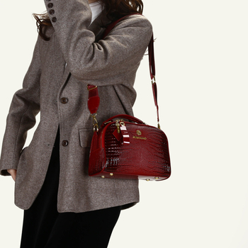 Τσάντα ώμου από PVC με shell στυλ, εσωτερική τσέπη, νάιλον επένδυση, φερμουάρ – Χειμώνας 2024