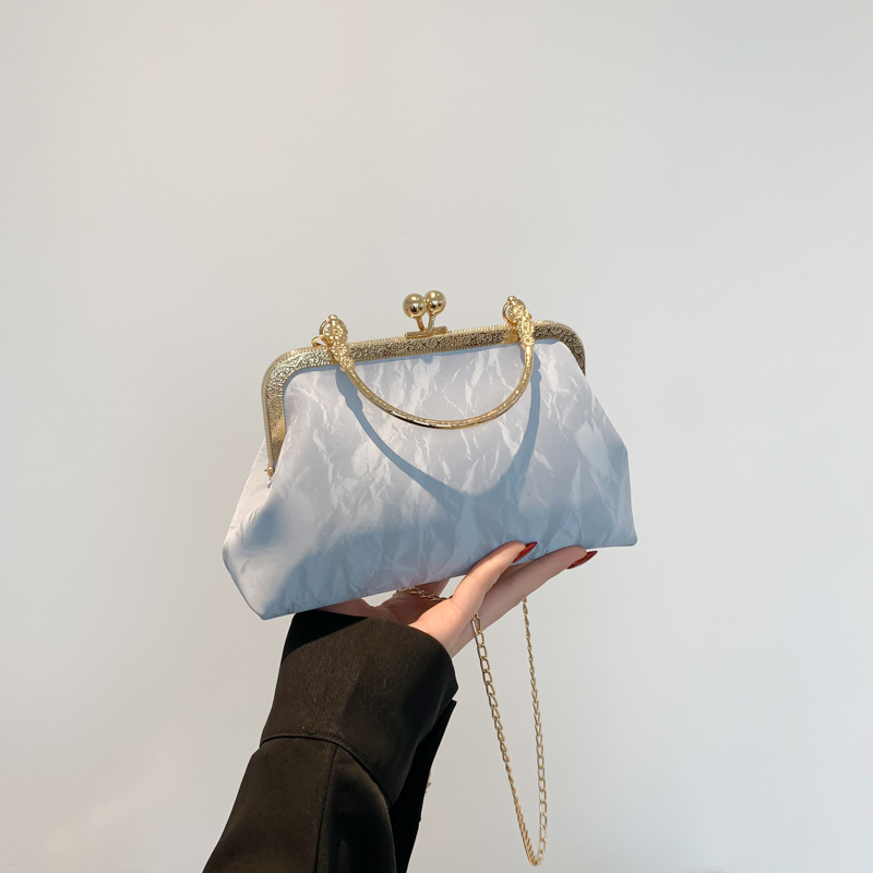 Ženska torbica u obliku školjke – poslovni stil za putovanja, poseban materijal, oblik školjke, brava s mehaničkim zatvaranjem