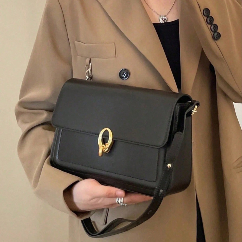 Geantă Butterfly pentru subraț, material PU, formă verticală pătrată, închidere cu lacăt, buzunare interne pentru telefon și ID