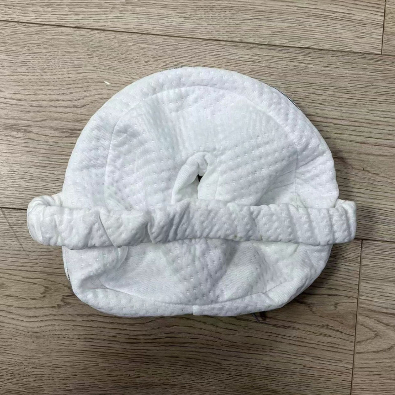 Паметова възглавничка за коляното с форма на сърце; персонализирана обработка; подходяща за деца, възрастни и хора в напреднала възраст; ядро: паметна пяна