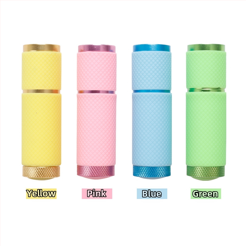 LED мини лампа за нокти за гел лак – бързо съхнеща, преносима фототерапевтична лампа; Модел: Flashlight lamp; Марка: Today's Show; Произход: Yiwu; Нетно тегло: 40 g.