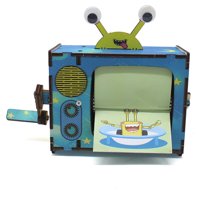 Rokasgriežamā Animācijas Mašīna Nr.1 — DIY STEM Rotaļlieta, Koka Konstrukcija, Vecums 14+