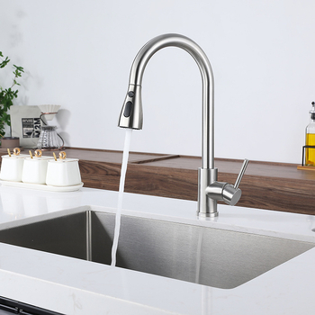 Ištraukiamas virtuvės maišytuvas, 304 nerūdijančio plieno, šlifuoto paviršiaus, keramikinis vožtuvas, 1,6 MPa, 0–90°C