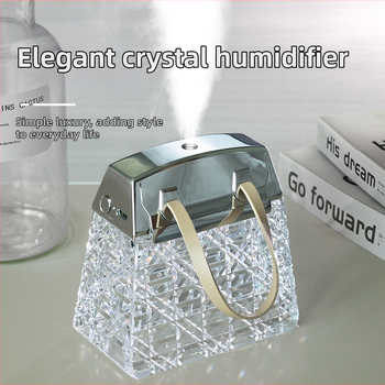 Drėkintuvas namams ir biurui — USB stalinis su krištolo korpusu, 1 rūko išėjimas, vandens bakas <0.5 L, aprėptis 21–30 m², atmosferos lemputė