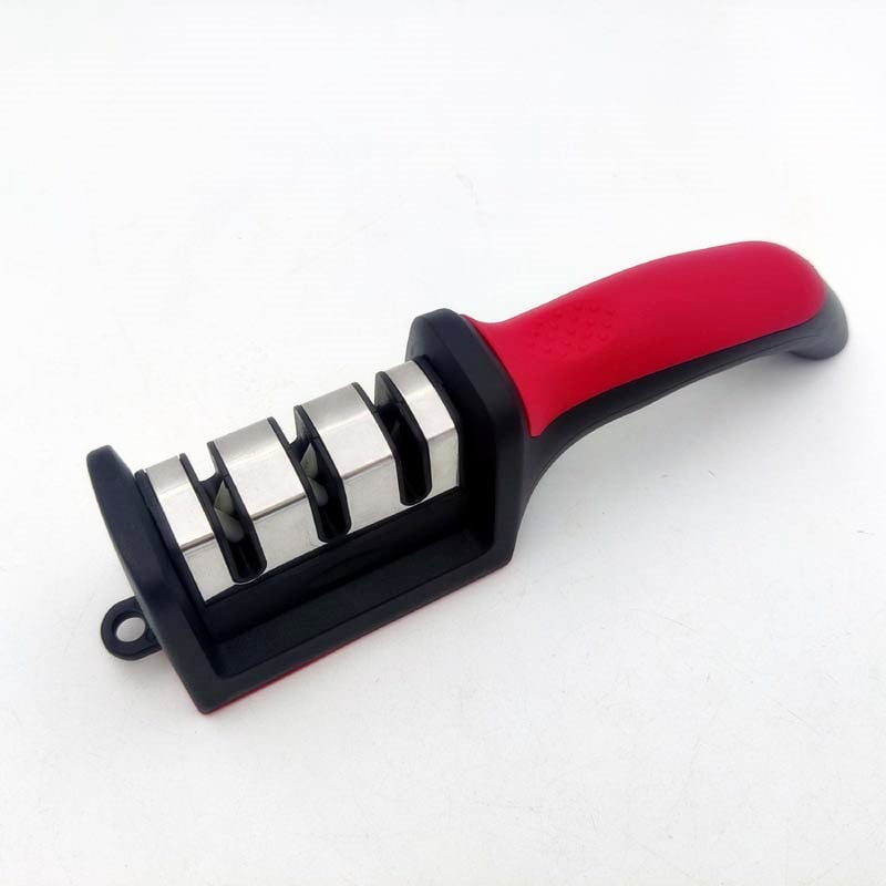 Tryjų pakopų rankinis peilių šlifuoklis su kilpele, neslystančia baze, skirtas virtuvės peiliams ir žirklėms, iš aukšto anglies plieno