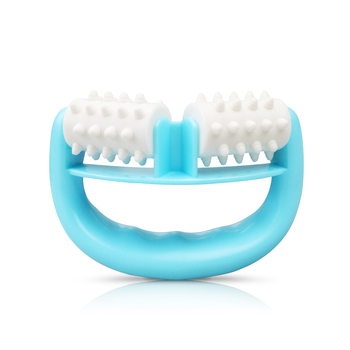 Портативен масажор за тяло с V-образен D дизайн и две колела – ръчен масажор за ръце и прасци (80 g)