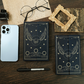 Beležnica Royal Xia, 98 stranica, tekst papir 90 g/m², korica od 157 g/m² premazanog papira, ljepilo povezivanje, retro stil.