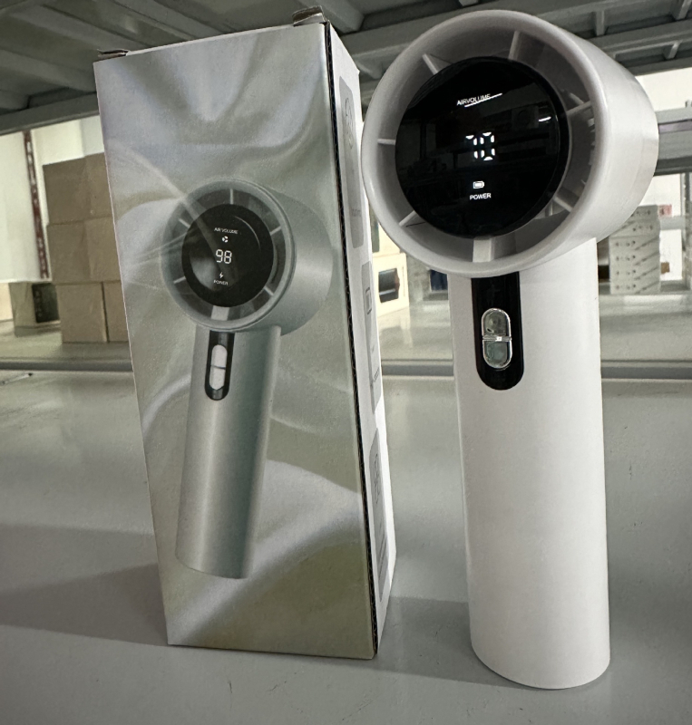 Rankinis USB ventiliatorius be mentelių, 5 greičiai, įmontuota baterija 2000–4000 mAh, tylus <36 dB