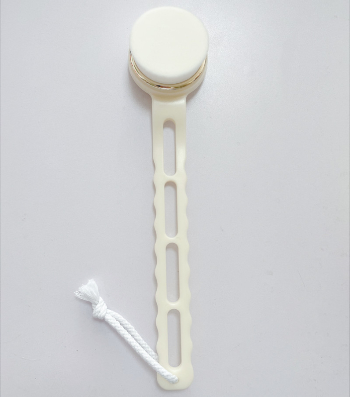 Hosszú nyelű bambusz fürdőecset nylon gyapjú sörtékkel, hátmosó ecset macska tappancs formájú puha sörtékkel, bambuszszénnel exfoláló