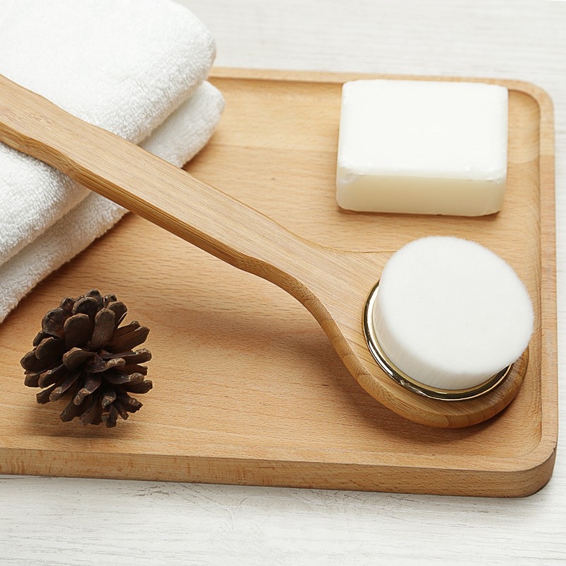 Hosszú nyelű bambusz fürdőecset nylon gyapjú sörtékkel, hátmosó ecset macska tappancs formájú puha sörtékkel, bambuszszénnel exfoláló