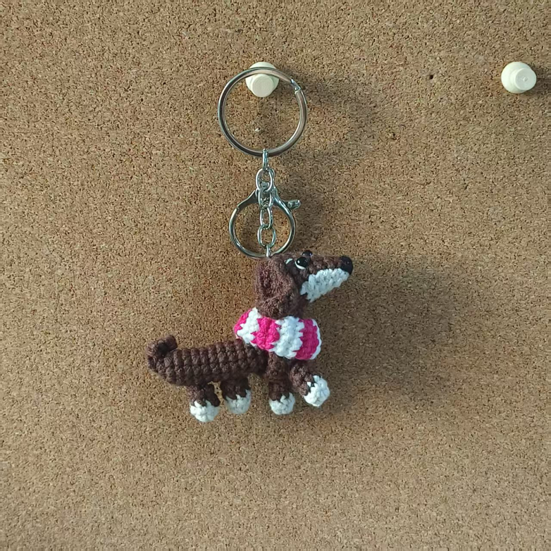 Ключодържател за чанта, ръчно плетен, полиестер; модел: малко животно; стил: прост, подходящ за ежедневието; пролет 2025