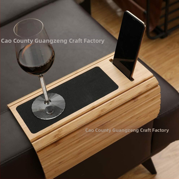 Medinė sofos atramos dėklas, sulankstomas ir lankstus, tinkamas gėrimams, užkandžiams ir telefonui