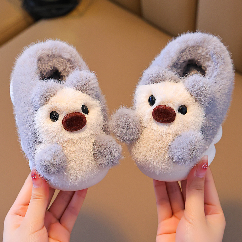 Bērnu kokvilnas sliperi iekšējai lietošanai ar dzīvnieku rakstu, augšējā daļa PVC, zole PVC, vecums 1–12 gadi, rudens 2024, preces kods 8860