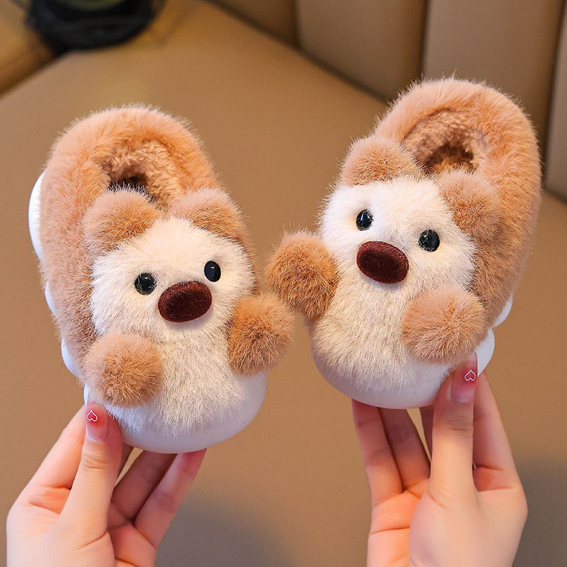 Bērnu kokvilnas sliperi iekšējai lietošanai ar dzīvnieku rakstu, augšējā daļa PVC, zole PVC, vecums 1–12 gadi, rudens 2024, preces kods 8860