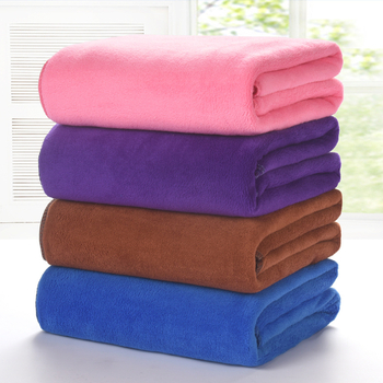 Mikropluošto vonios ir paplūdimio rankšluostis, 200–300 g, 100D siūlai, pritaikytas apdorojimas