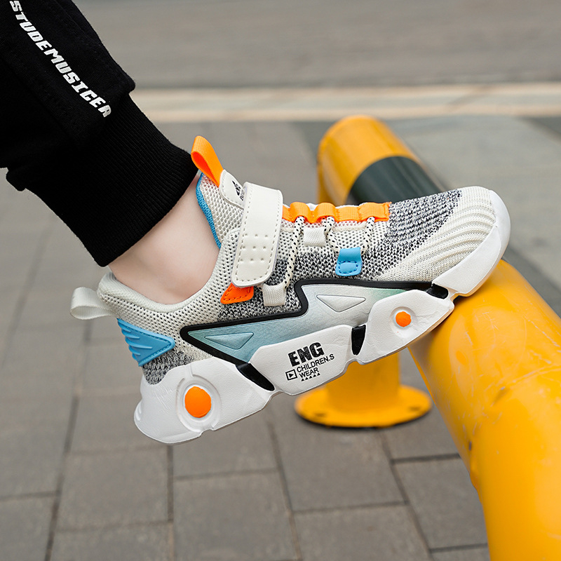 Bērnu tīkla sneakers ar elpojošu fly-woven augšpusi, sprādzes aizdare, MD zole, vecums 4–16 gadi, visu sezonu.