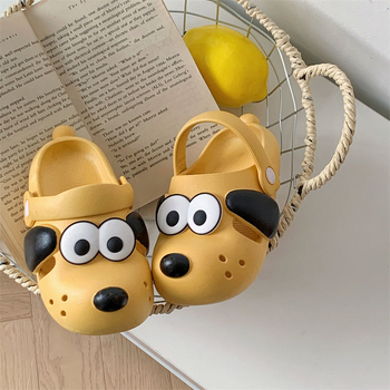 Bērnu PVC sabo ar caurumiem augšdaļu, karikatūru raksts, antislīdējoša zole, vecums 4–6 gadi