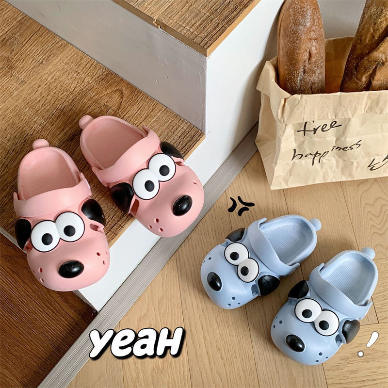 Bērnu PVC sabo ar caurumiem augšdaļu, karikatūru raksts, antislīdējoša zole, vecums 4–6 gadi