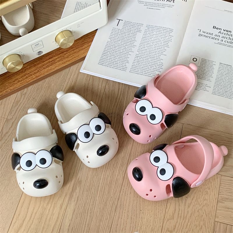 Bērnu PVC sabo ar caurumiem augšdaļu, karikatūru raksts, antislīdējoša zole, vecums 4–6 gadi