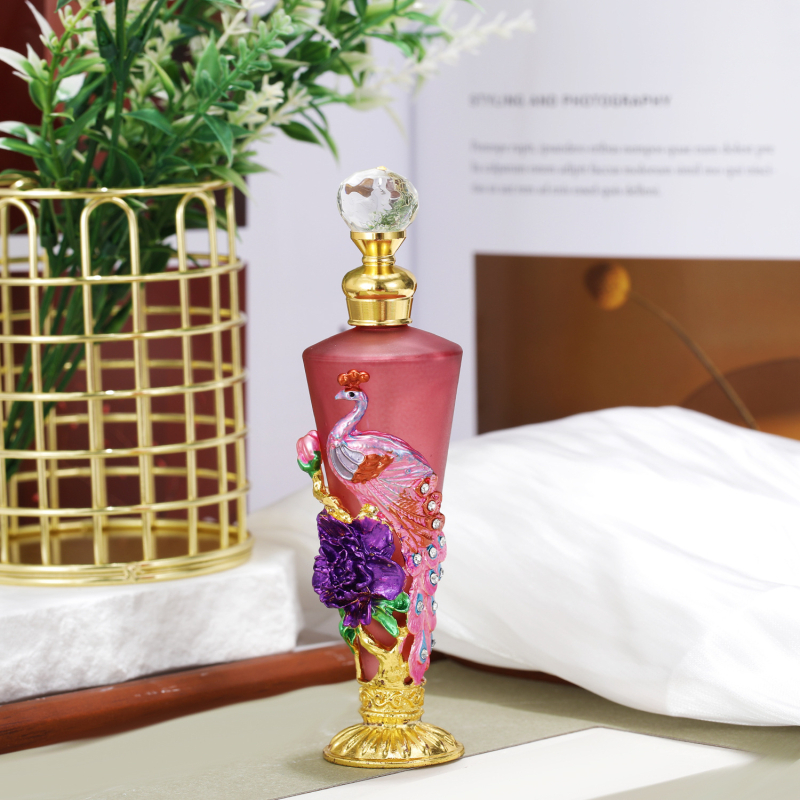 Bočica parfema u Dubai stilu za salone ljepote, staklo, elektroplating, dugi oblik, porijeklo Kina, licencirane privatne marke