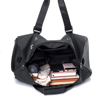 Τσάντα γυμναστικής με διαχωρισμό στεγνών/βρεγμένων, υλικό δερμάτινο φιλμ, χωρητικότητα 36–55 L, διαπνοή και επεκτασιμότητα, unisex σχεδίαση.