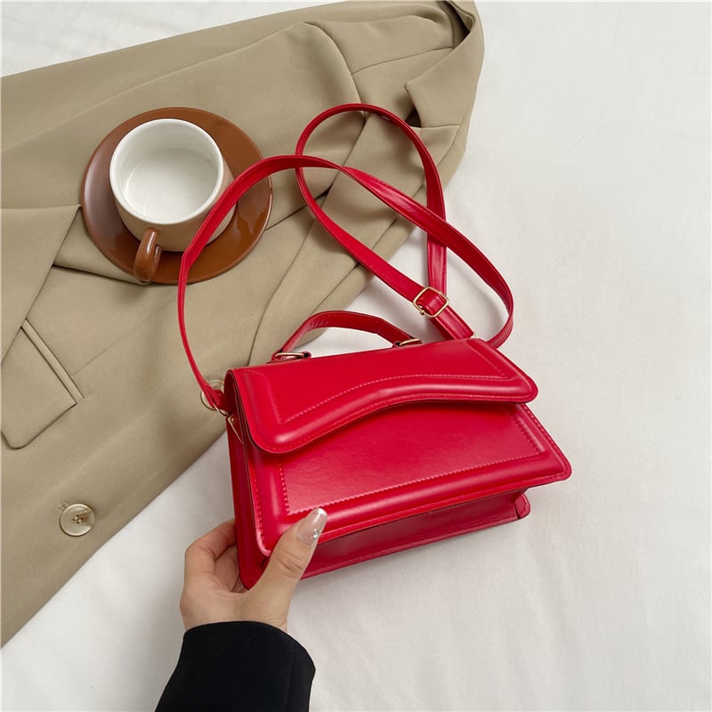 PU medžiagos stačiakampė crossbody rankinė su magnetiniu užsegimu, sintetinės odos įdaila, telefono kišenė