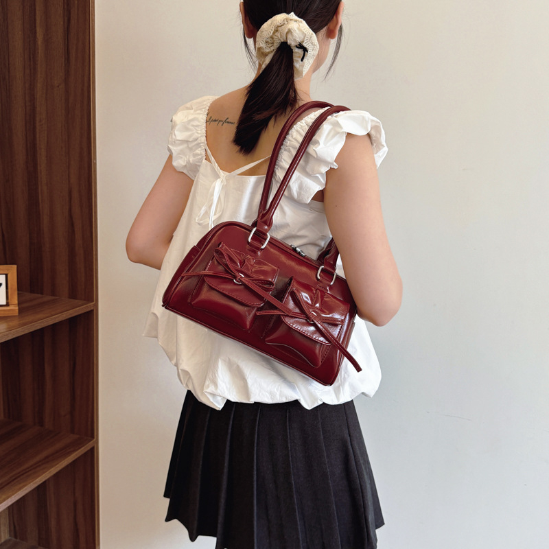 Moterų pečių rankinė, Korejos stiliaus, minimalistinis kvadrato dizainas, PU medžiaga, užtrauktukas atidarymas, pagalvės formos, vidinė kišenė su užtrauktuku ir telefono kišenė, vasara 2024