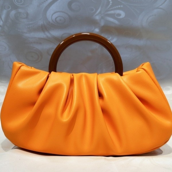 Дамска чанта с форма на пелмени в облачен стил, PU материал, магнитно закопчаване, полиестерна подплата