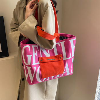 Γυναικεία τσάντα από καμβά, Tote σε street style, με φερμουάρ, επένδυση από πολυεστέρα, οριζόντιο τετράγωνο σχήμα, διπλοί ιμάντες